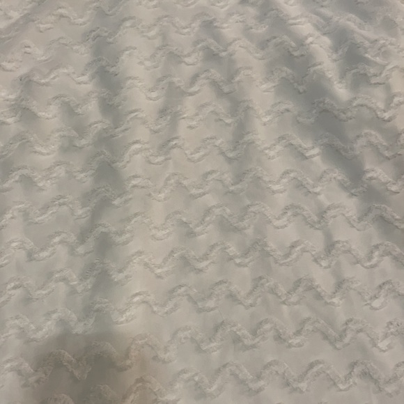 White fuzzy Chevron pinup top - Picture 2 of 4